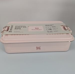 NEW STANLEY Classic Legendary Useful Box 2.11 QT rose quartz pink lunch
